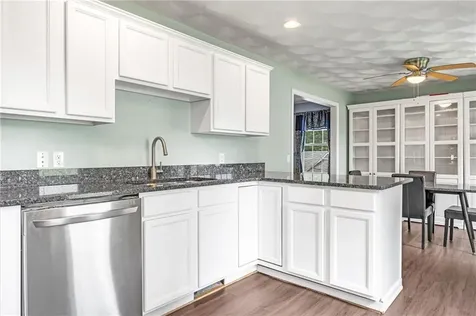 86 First Road Glocester RI 02814