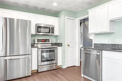 86 First Road Glocester RI 02814