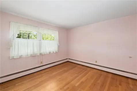 16 Gilbert Court Cumberland RI 02864