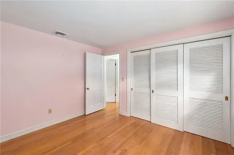 16 Gilbert Court Cumberland RI 02864