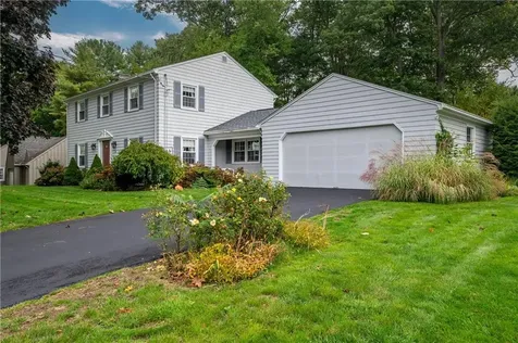 16 Gilbert Court Cumberland RI 02864