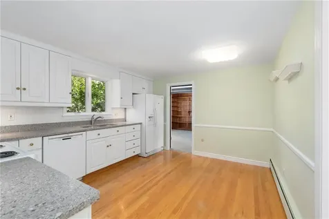 16 Gilbert Court Cumberland RI 02864