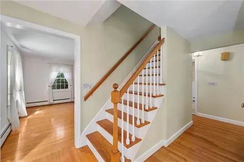 16 Gilbert Court Cumberland RI 02864