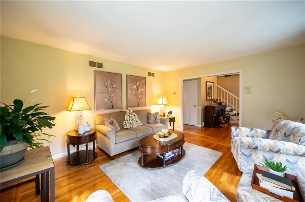 65 Mollie Drive Cranston RI 02921