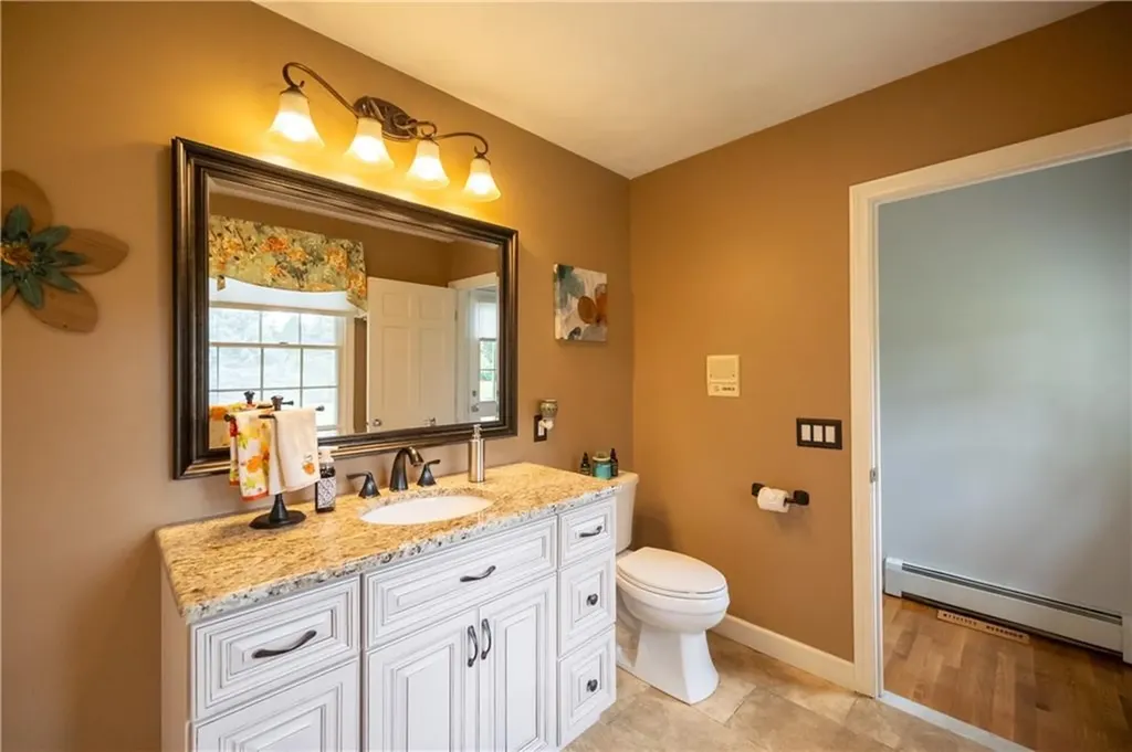 65 Mollie Drive Cranston RI 02921