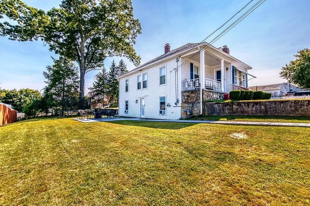 184 Fairfield Avenue Woonsocket RI 02895