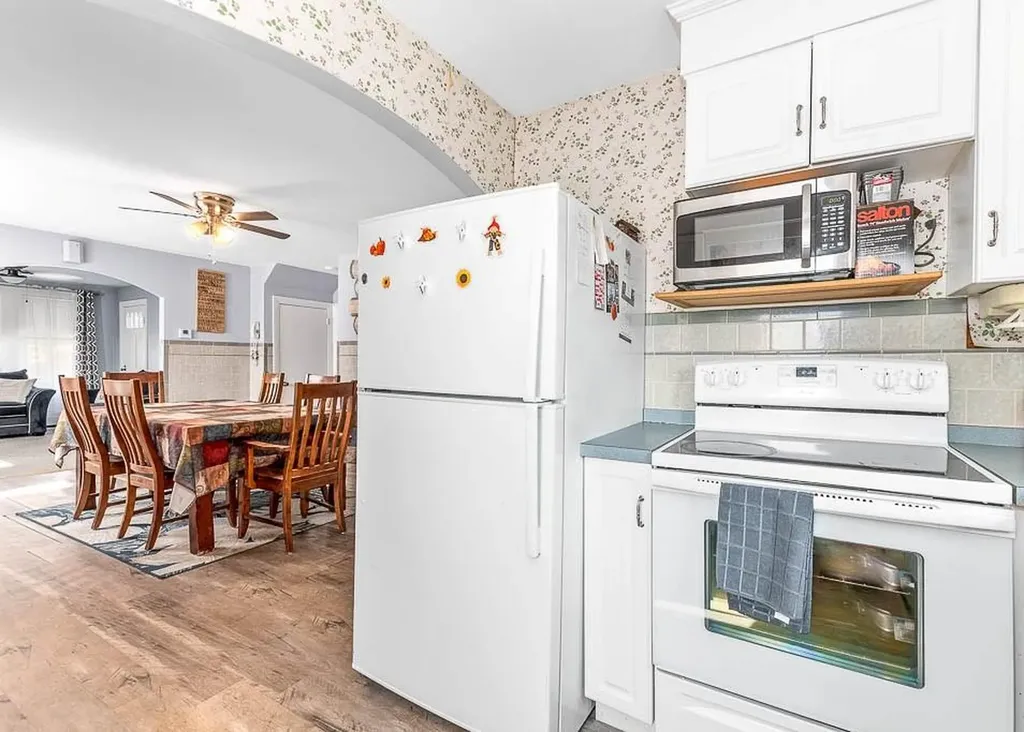 184 Fairfield Avenue Woonsocket RI 02895
