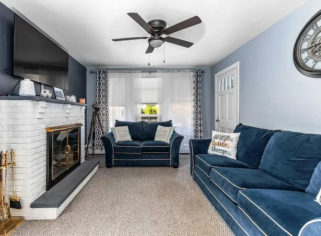 184 Fairfield Avenue Woonsocket RI 02895