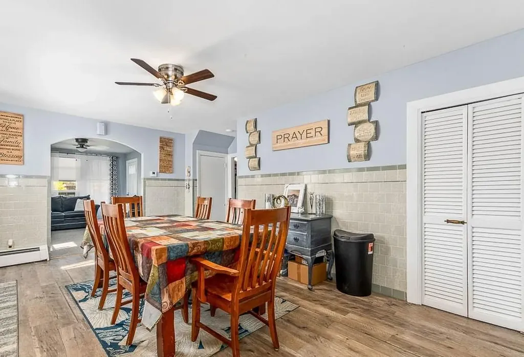 184 Fairfield Avenue Woonsocket RI 02895