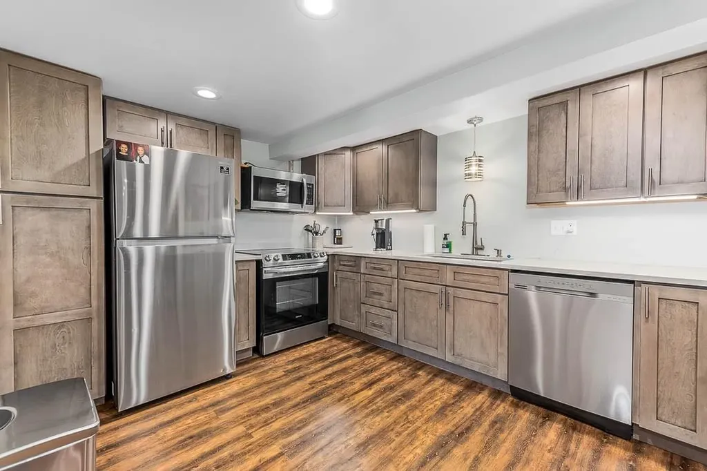 184 Fairfield Avenue Woonsocket RI 02895