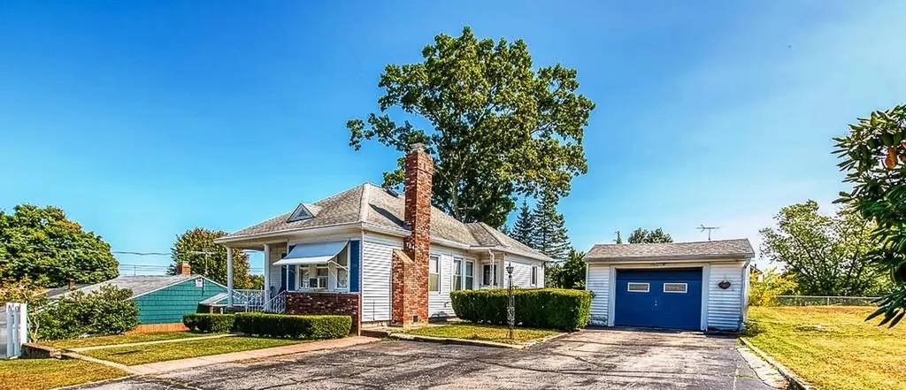 184 Fairfield Avenue Woonsocket RI 02895