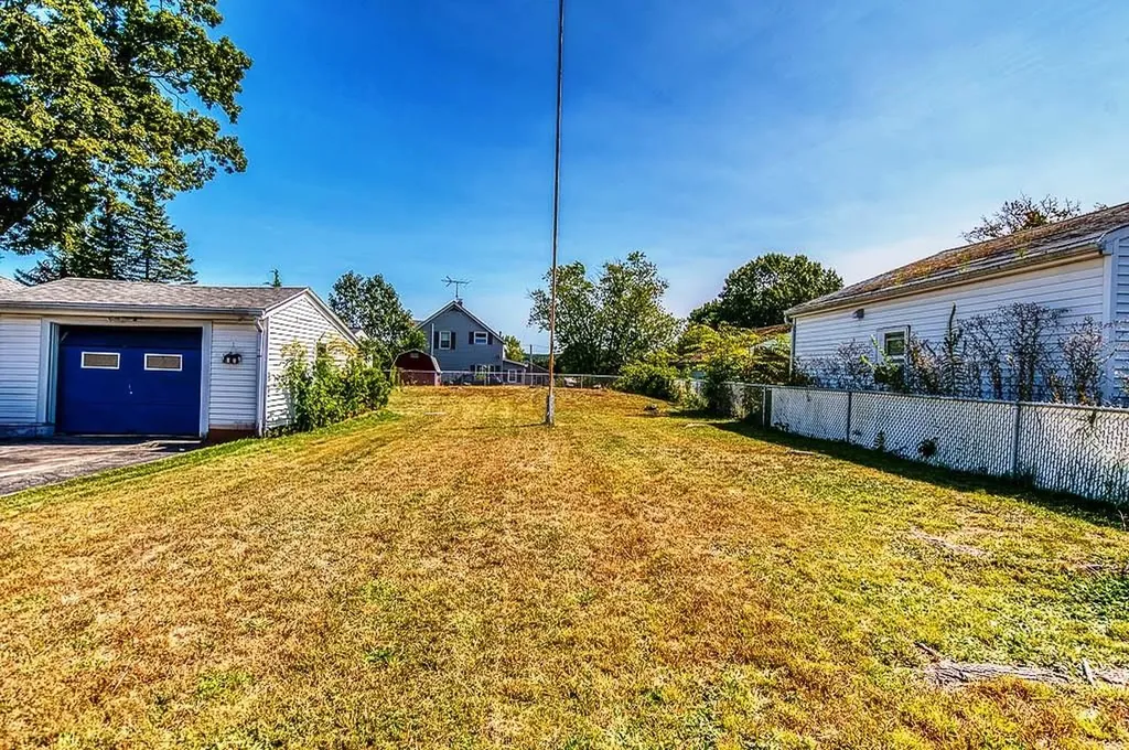 184 Fairfield Avenue Woonsocket RI 02895