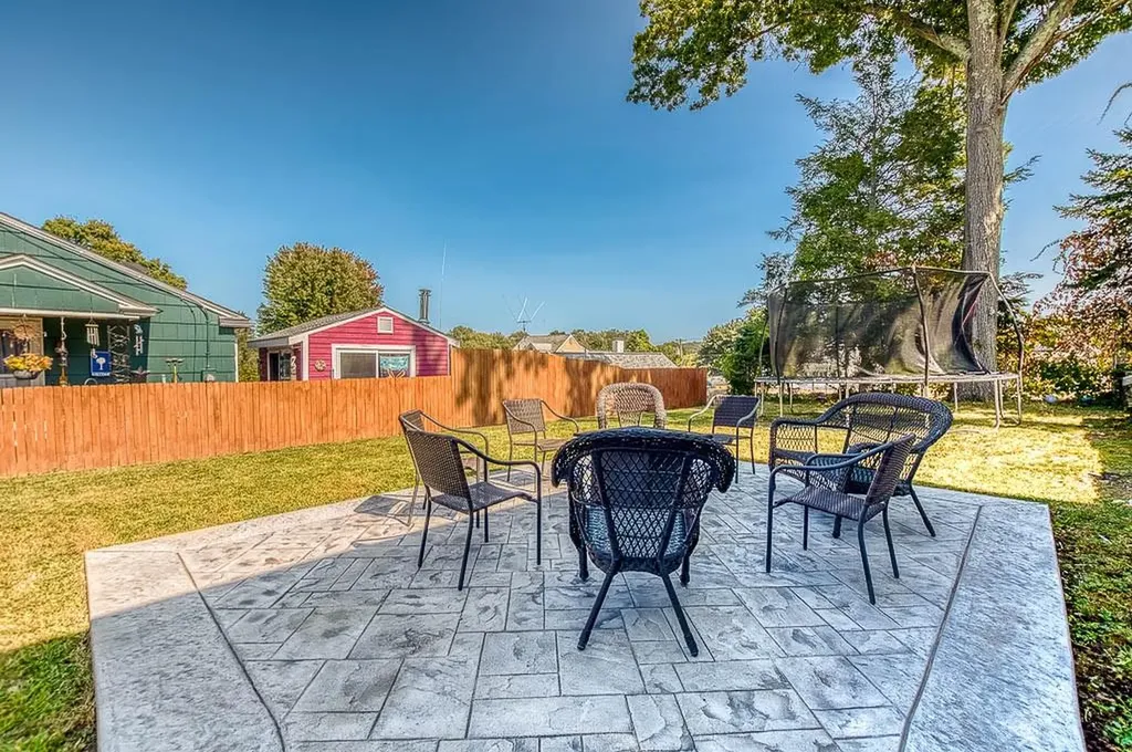 184 Fairfield Avenue Woonsocket RI 02895