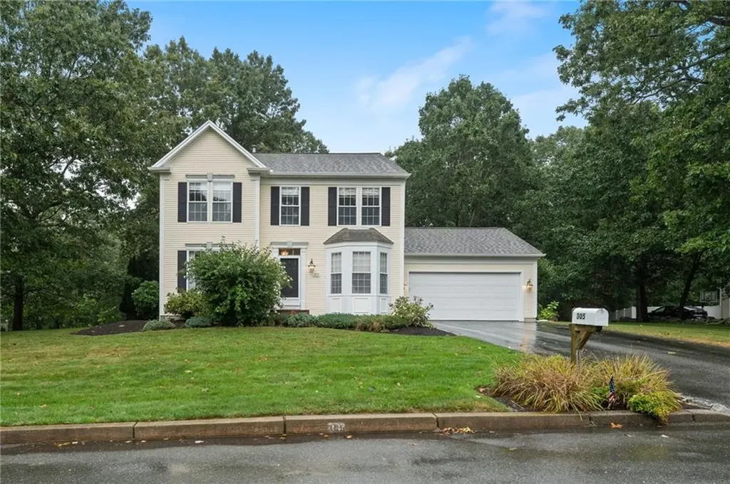 305 Castle Rocks Road Warwick RI 02886