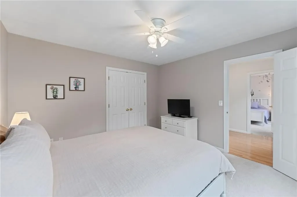 305 Castle Rocks Road Warwick RI 02886