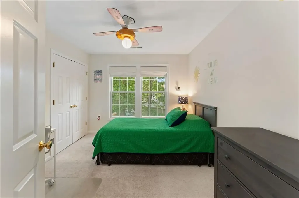 305 Castle Rocks Road Warwick RI 02886