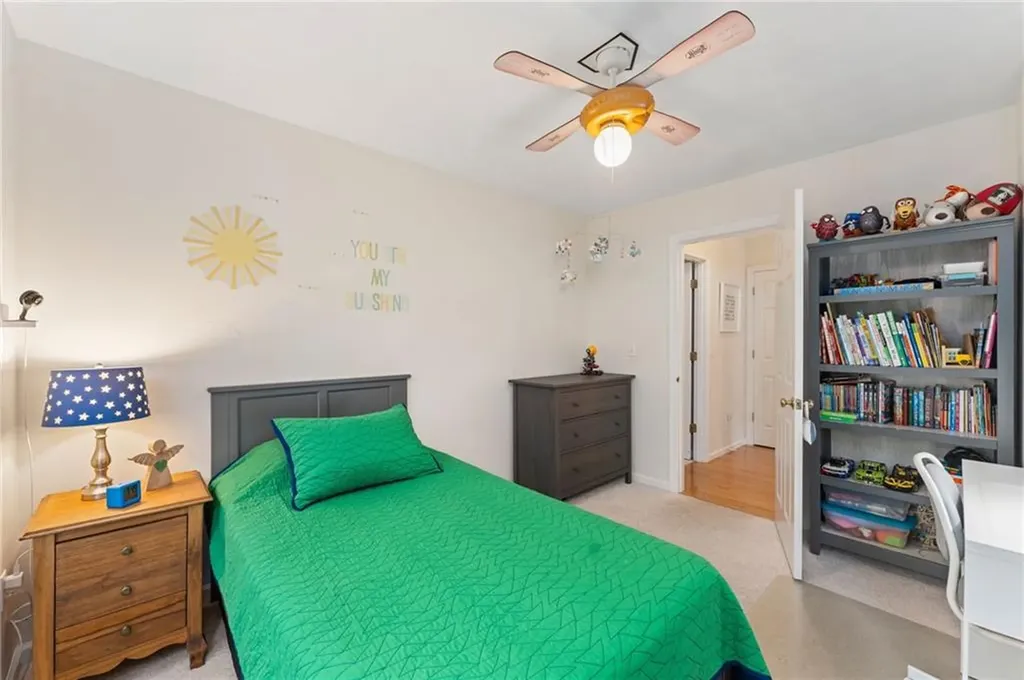 305 Castle Rocks Road Warwick RI 02886