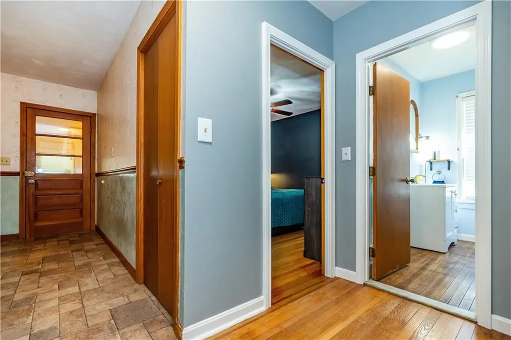 293 Adams Street Warwick RI 02888