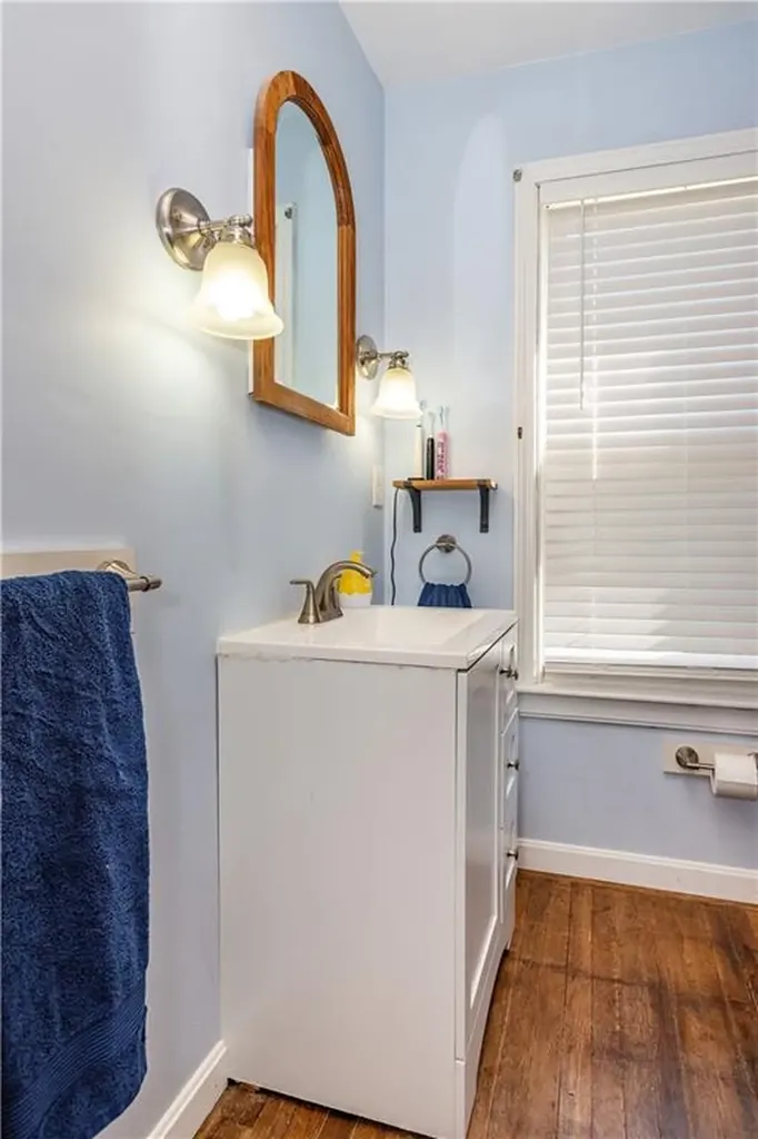 293 Adams Street Warwick RI 02888
