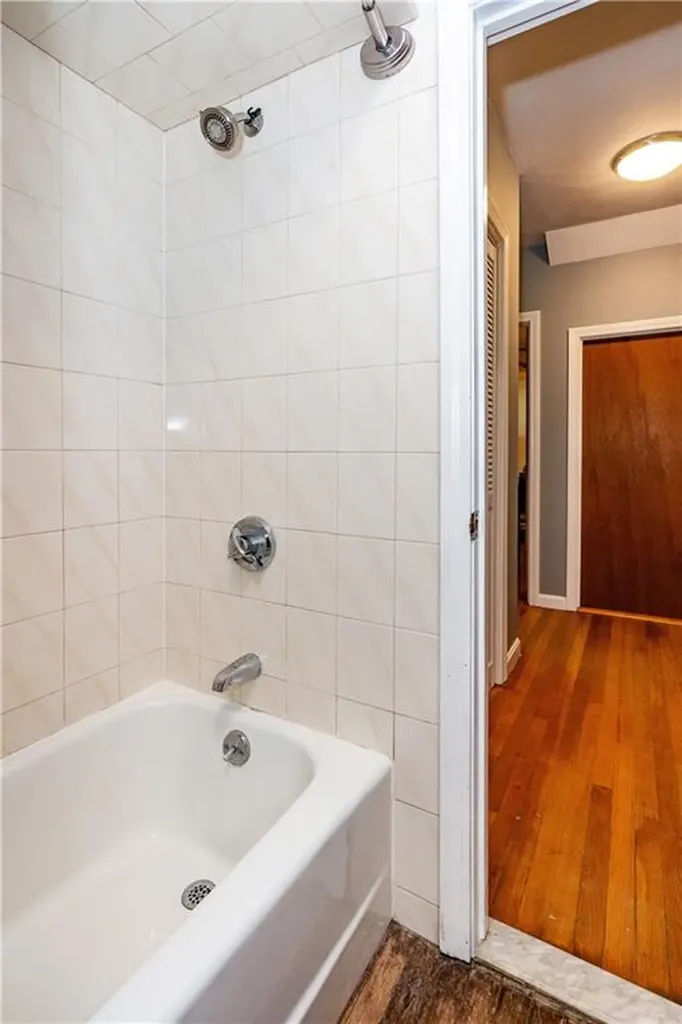 293 Adams Street Warwick RI 02888