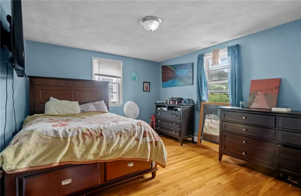 180 Hollis Avenue Warwick RI 02889