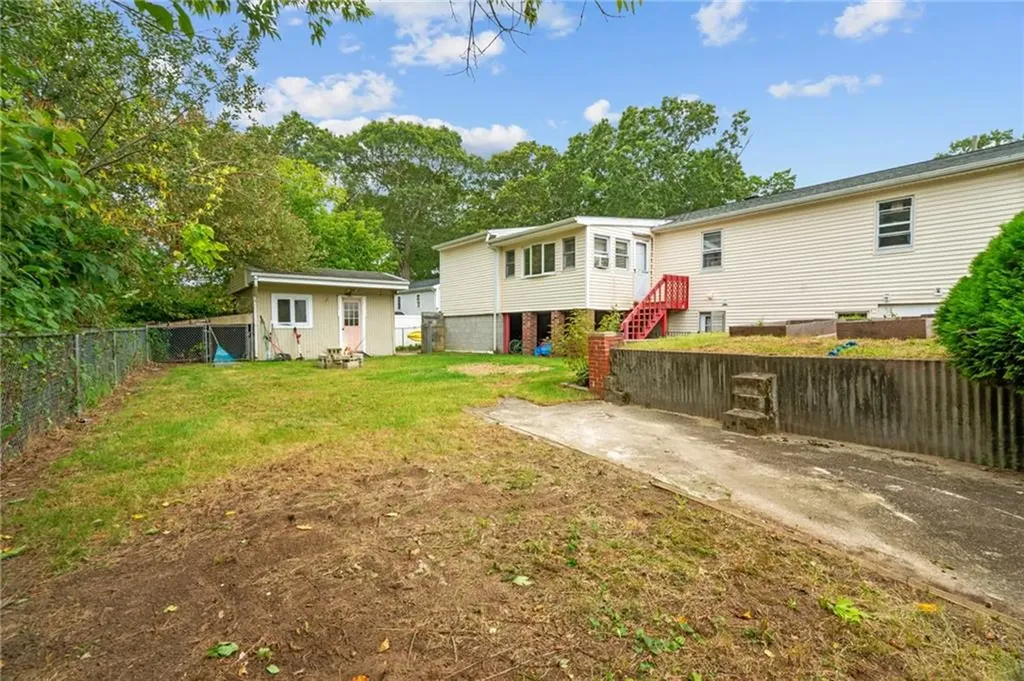180 Hollis Avenue Warwick RI 02889