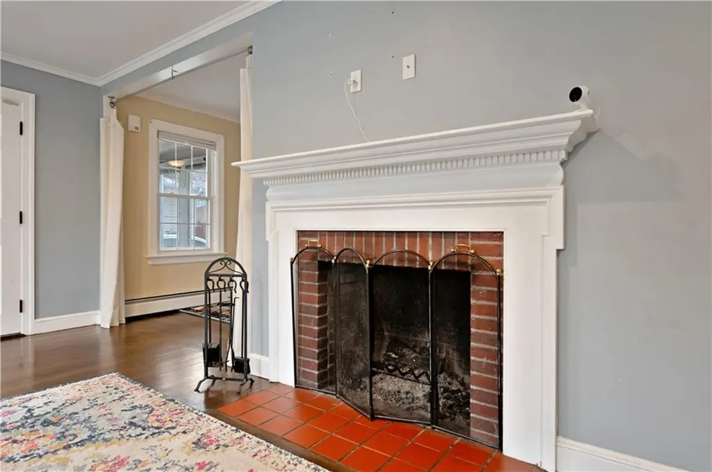 12 Welfare Avenue Cranston RI 02910