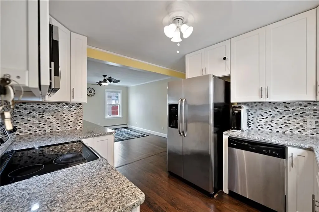 12 Welfare Avenue Cranston RI 02910