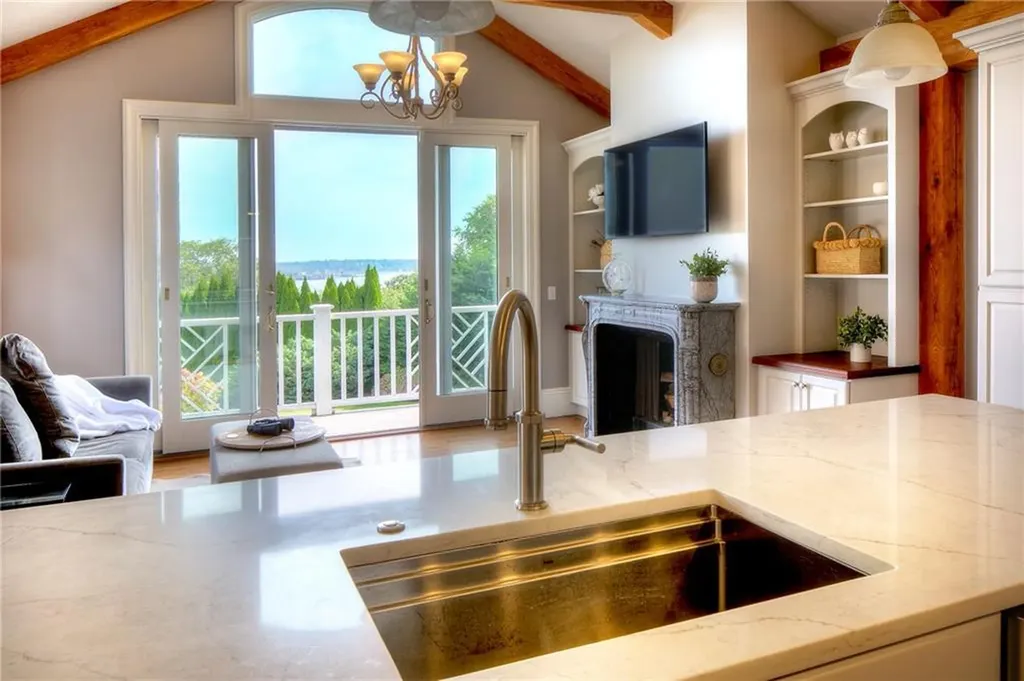 96 Adams Drive Portsmouth RI 02871