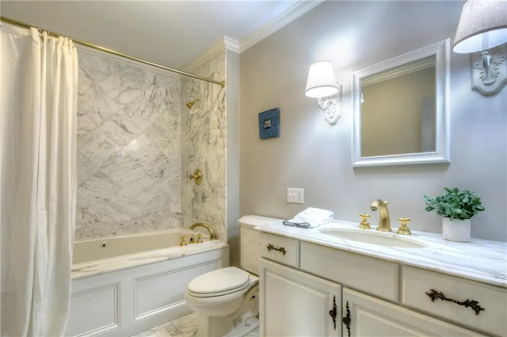 96 Adams Drive Portsmouth RI 02871