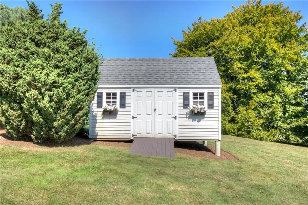 96 Adams Drive Portsmouth RI 02871