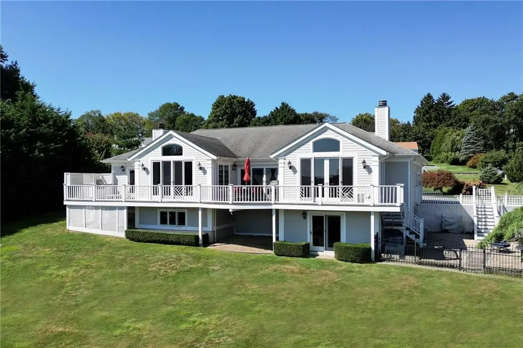 96 Adams Drive Portsmouth RI 02871