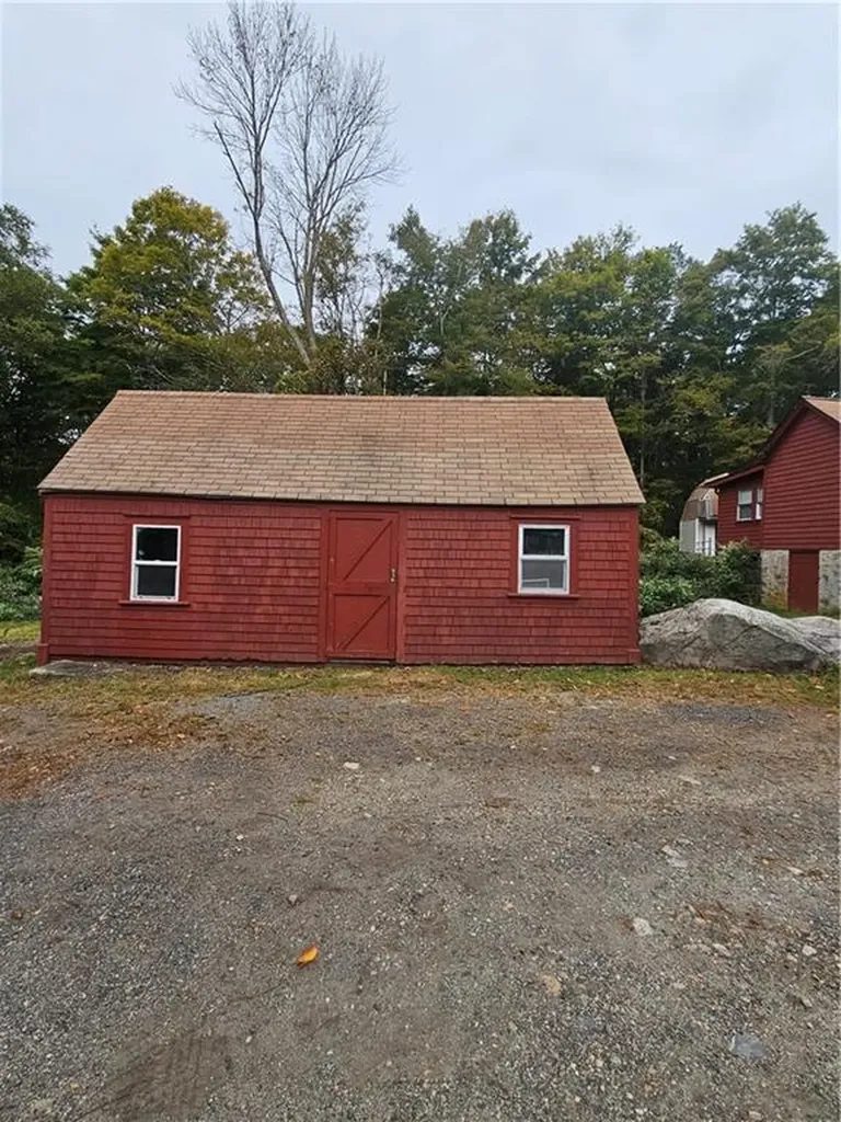 10 Danielson Pike Foster RI 02825