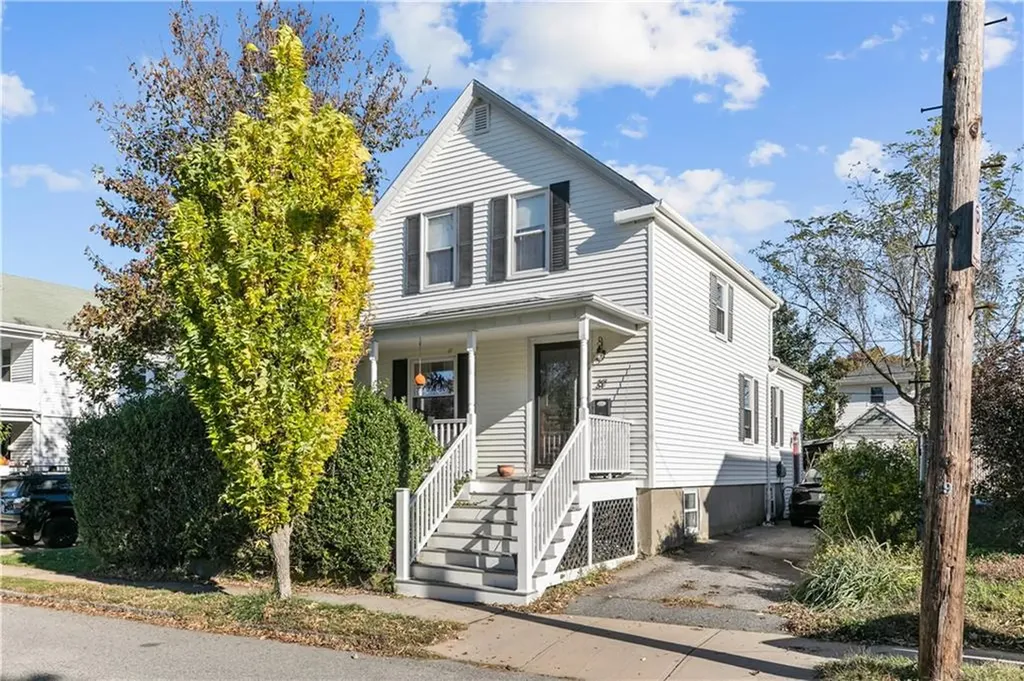 37 Thurston Avenue Newport RI 02840