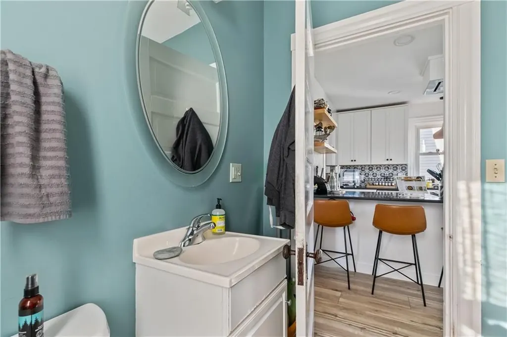 37 Thurston Avenue Newport RI 02840