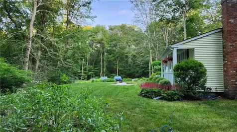 125 Stony Lane Exeter RI 02822