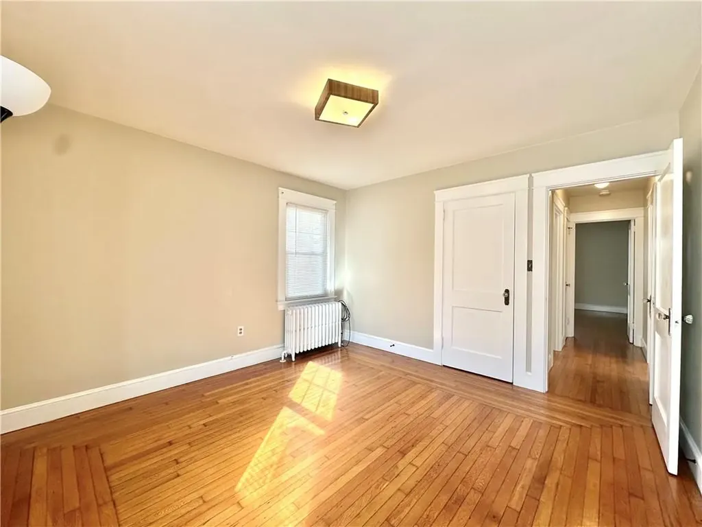 25 Boulevard Middletown RI 02842