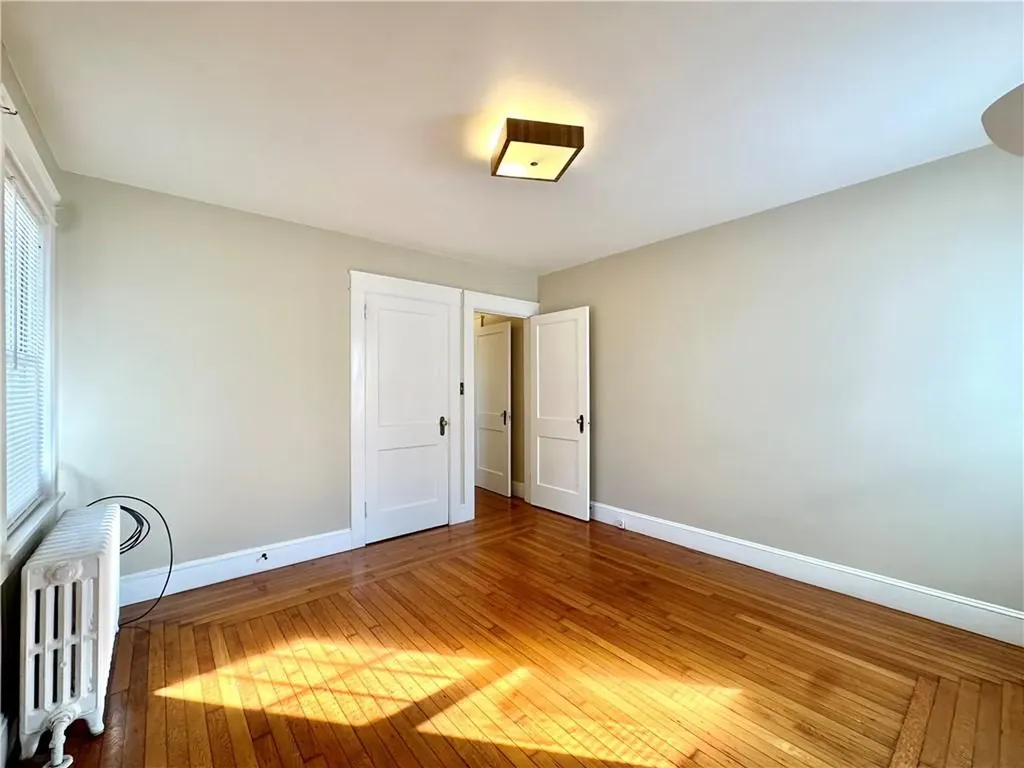 25 Boulevard Middletown RI 02842