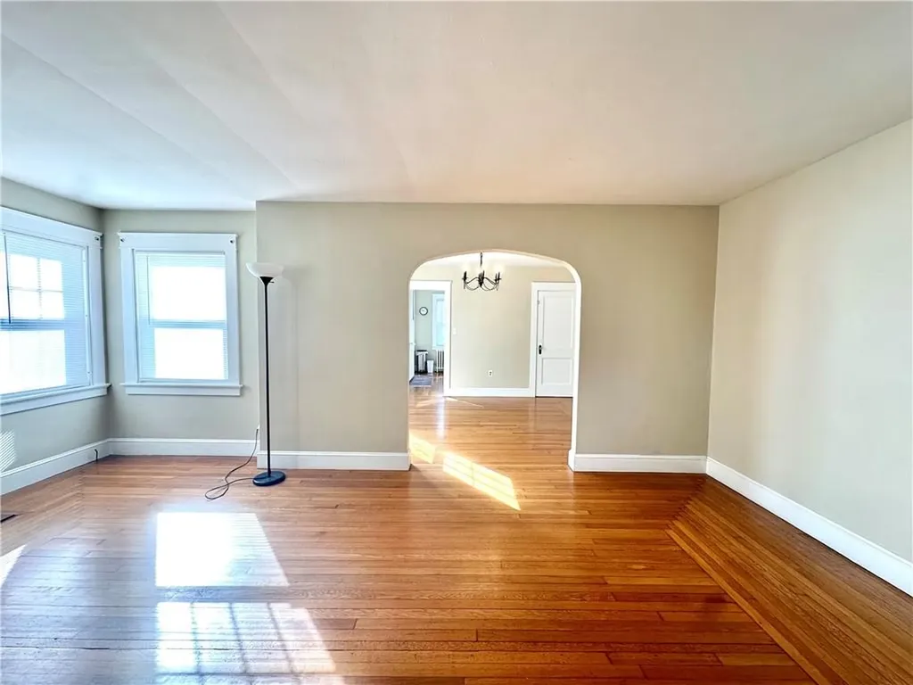 25 Boulevard Middletown RI 02842