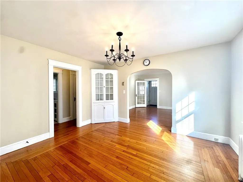 25 Boulevard Middletown RI 02842