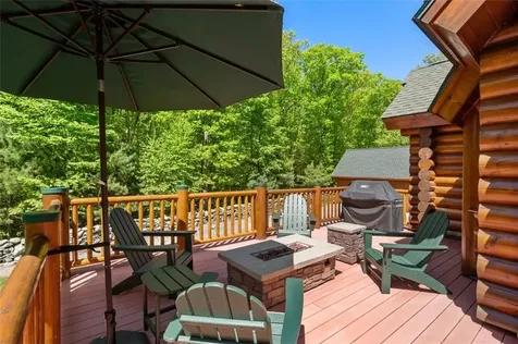 50 Mountain Laurel Lane Scituate RI 02857