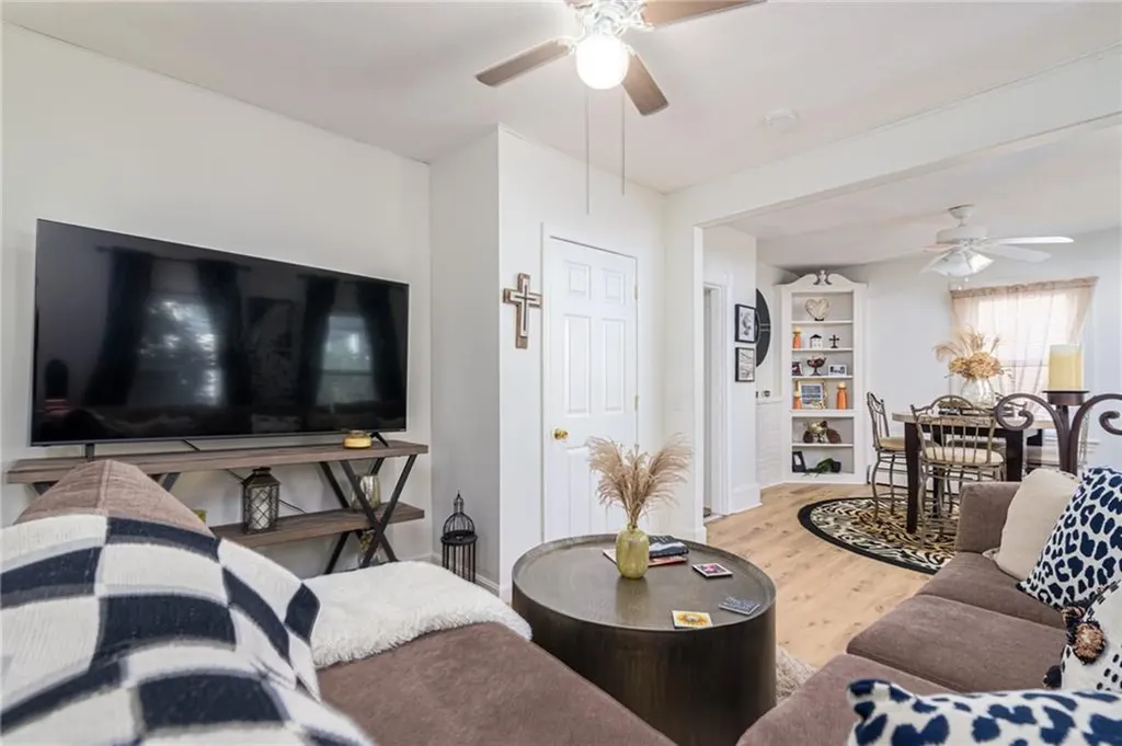 33 35 Matteson Avenue West Warwick RI 02893