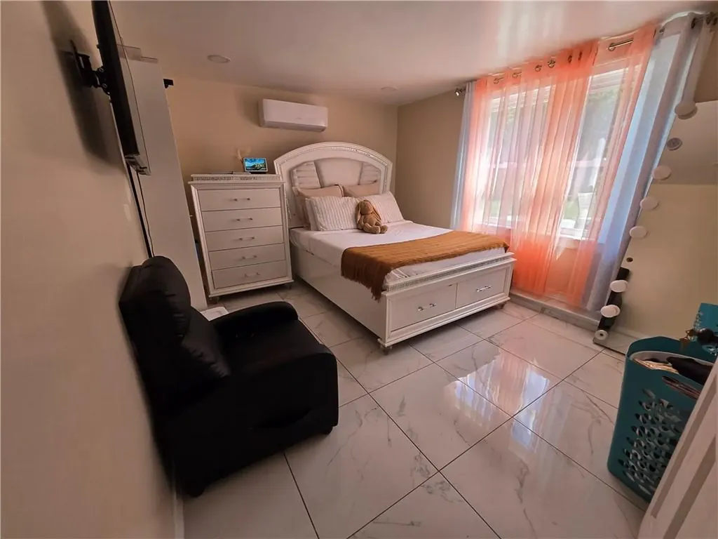 35 Hines Farm Road Cranston RI 02921