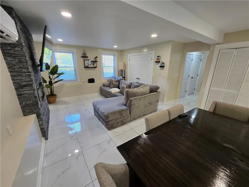 35 Hines Farm Road Cranston RI 02921