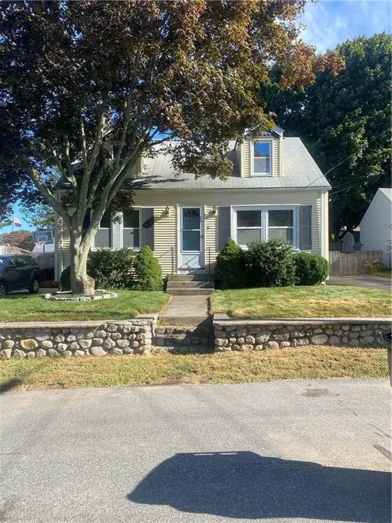 6 Gerald Street West Warwick RI 02893