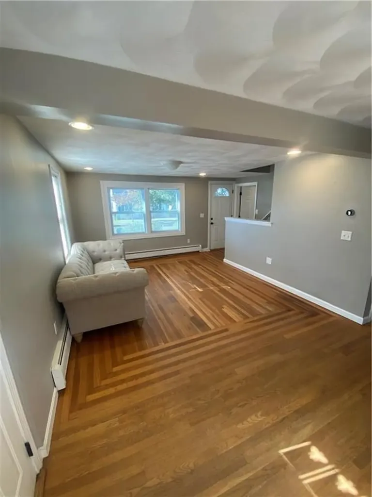 6 Gerald Street West Warwick RI 02893