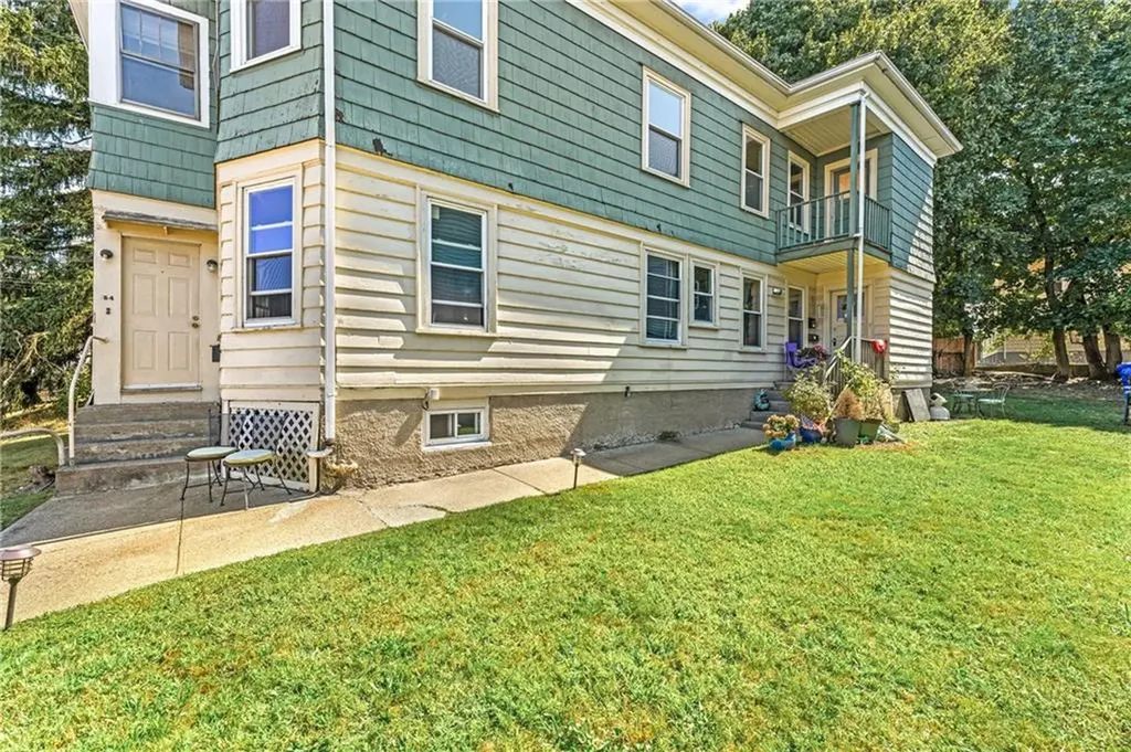 152 154 Pidge Avenue Pawtucket RI 02860