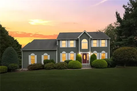 20 Graham Way East Greenwich RI 02818