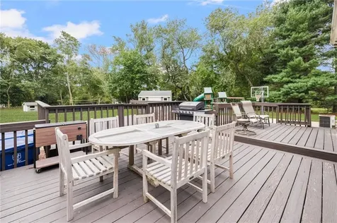 20 Graham Way East Greenwich RI 02818