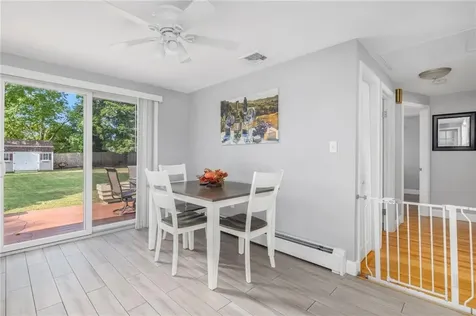 370 River Road Lincoln RI 02865